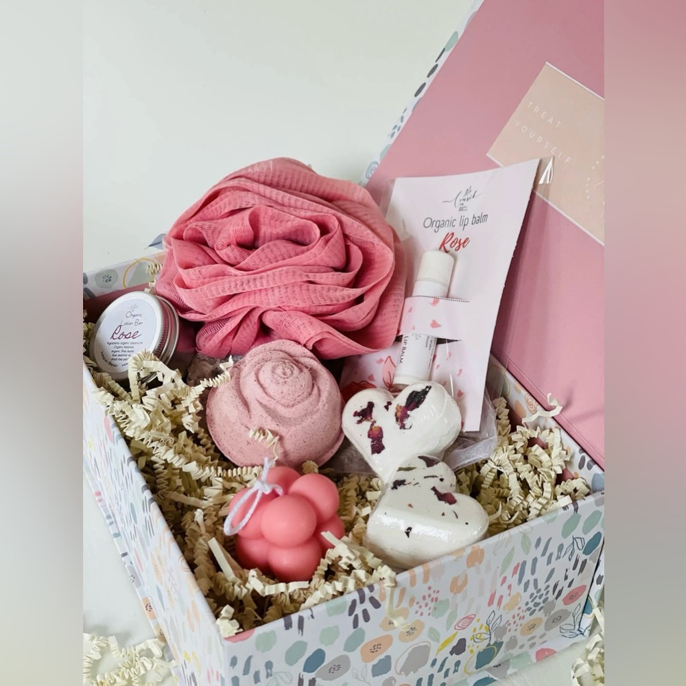 🚨BOGO FREE Rose Spa Gift Box Just Because Thinking of You Relax Mother’s Day